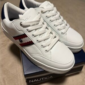 Nautica women’s casual White Sneakers